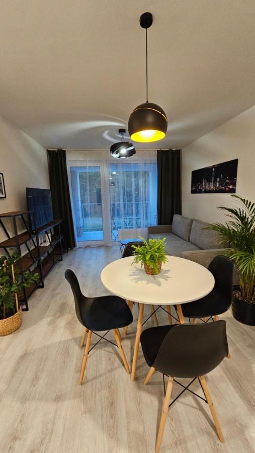 2 With Terrace, New Building, 2bk * Pressburg